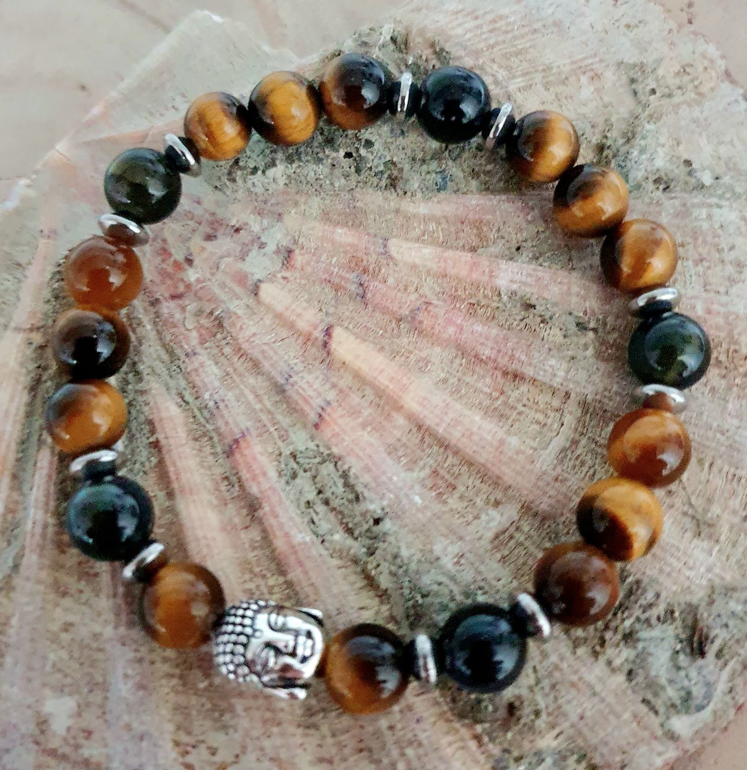 🐯 OEIL DE TIGRE/OEIL DE FAUCON 🦅 🙏COURAGE/CONFIANCE/CONCENTRATION 🙏 Bracelet extensible mixte. T.19,5cm. Perles en véritable Œil de Tigre et Œil de Faucon. Création artisanale. Modèle unique.