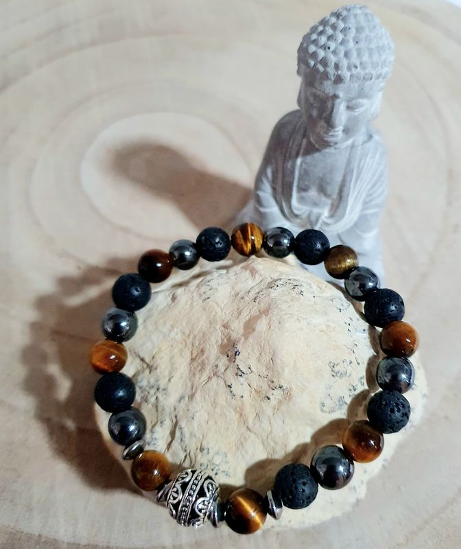 🙏 TRIPLE PROTECTION 🙏 ŒIL DE TIGRE 🐯 HÉMATITE/ PIERRE DE LAVE. Bracelet extensible mixte. T.19cm. Perles en véritable Œil de tigre, pierre de lave et Hématite. Création artisanale. Modèle unique.