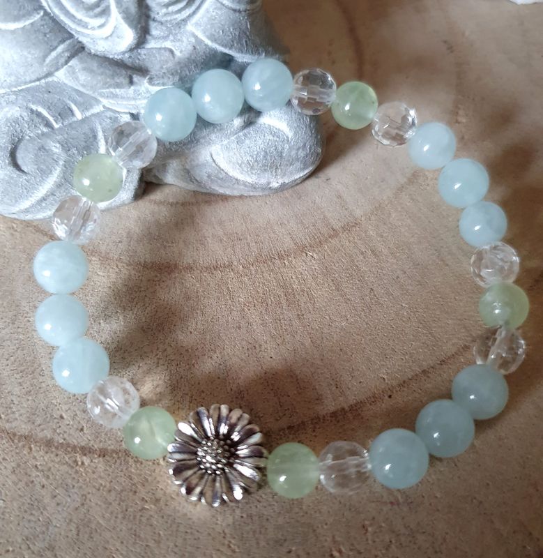 💚🤍💙 PRÉHNITE/CRISTAL DE ROCHE/AIGUE-MARINE 💙 🙏OPTIMISME/HARMONIE/ANTI-DEPRESSION🙏 Bracelet extensible TS (17cm) Véritables pierres naturelles de haute qualité. Création artisanale. Modèle unique
