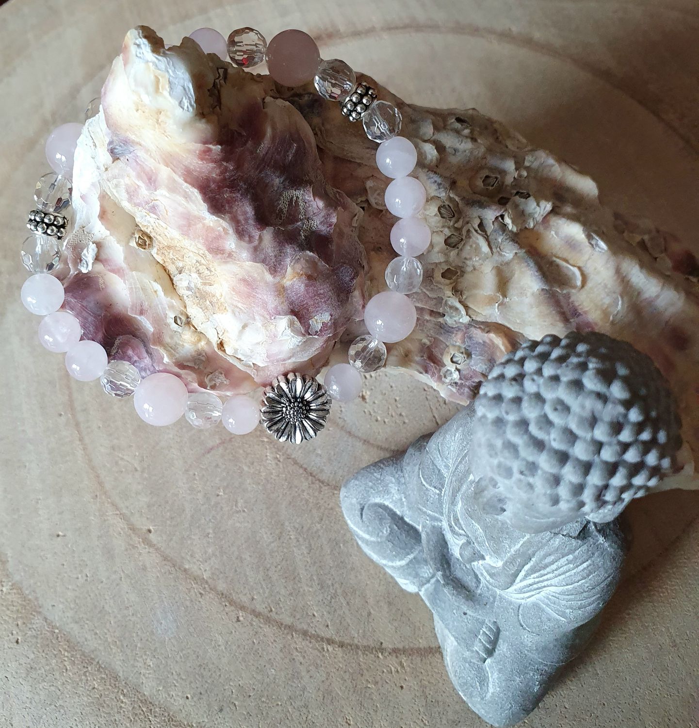 💗💎QUARTZ ROSE/CRISTAL DE ROCHE 💎💗 🙏 TENDRESSE/FÉMINITÉ/APAISEMENT 🙏 Bracelet extensible T.standard (18cm) Véritables pierres naturelles de haute qualité. Création artisanale. Modèle unique.