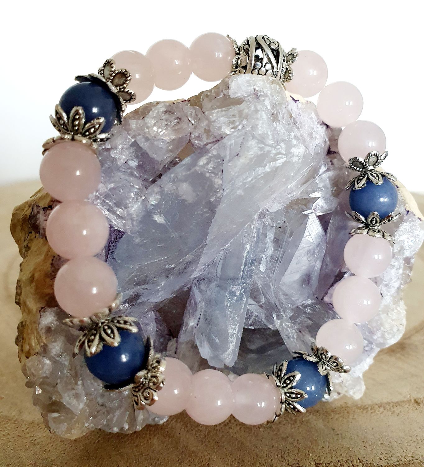 🙏 MÉNOPAUSE 🙏 Bracelet extensible T.standard 18,5cm. Perles naturelles en véritables AVENTURINE BLEUE ET QUARTZ ROSE. Création artisanale. Modèle unique.