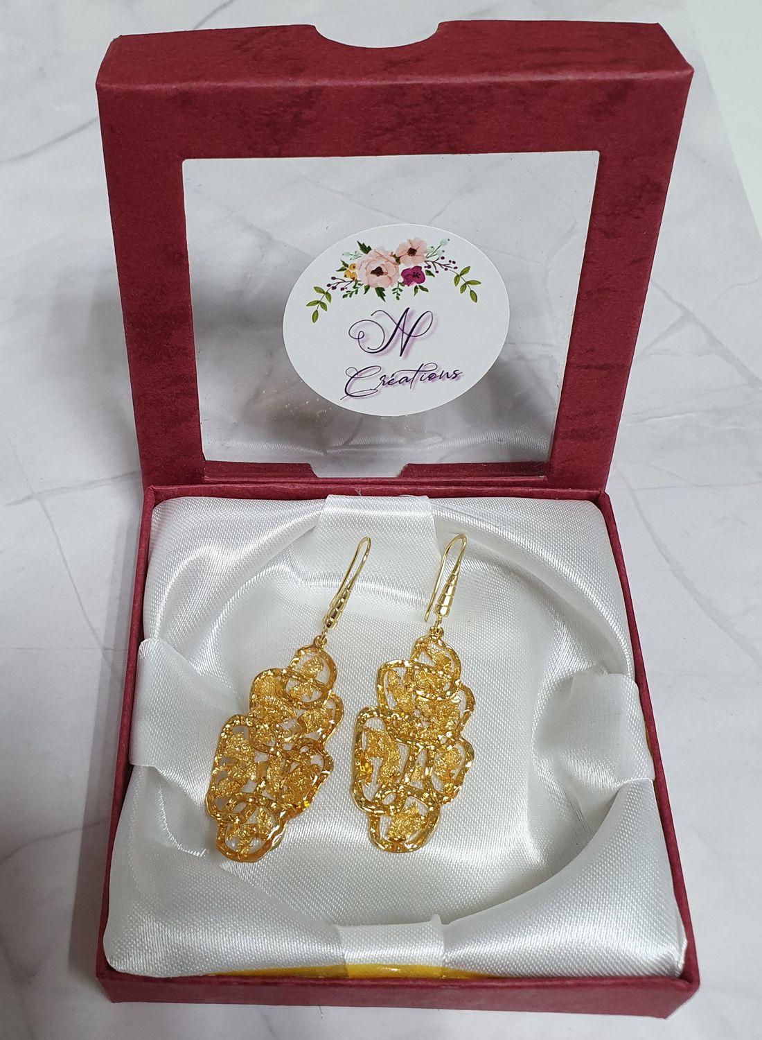 🍂 Boucles d&#39;oreilles dorées à l&#39;or fin 24K Premium. Résine et feuilles d&#39;or froissées 🍂