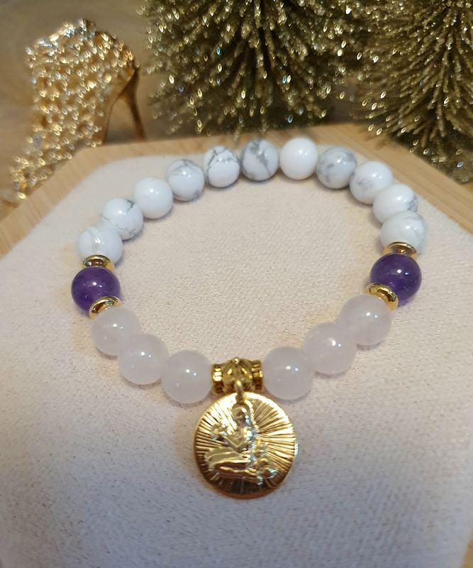 🌟 COLLECTION BRACELETS ASTRO 🌟 ♍️ VIERGE ♍️ Bracelet mixte extensible en HOWLITE/QUARTZ ROSE/AMÉTHYSTE Médaillon VIERGE doré à l&#39;or fin 24K Premium.
