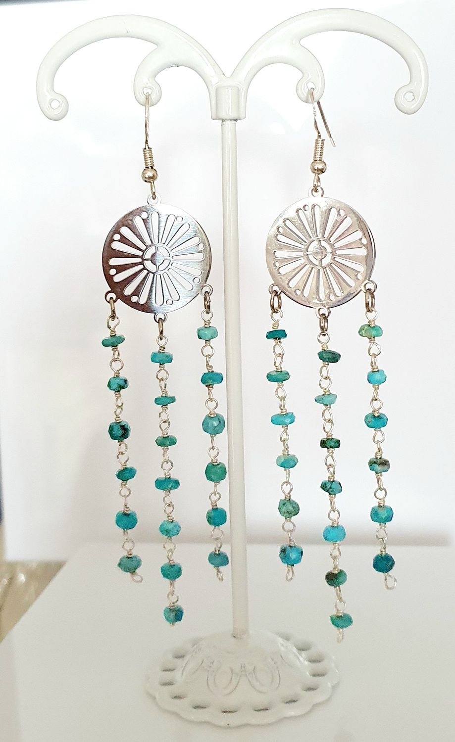💙 TURQUOISE KINGMAN 💙 Origine ARIZONA 🙏 ANTI-DEPRESSION/APAISEMENT/FORCE 🙏 Boucles d&#39;oreilles Attrape-rêves en acier inoxydable. Chaînettes perlées Turquoise Kingman de haute qualité.
