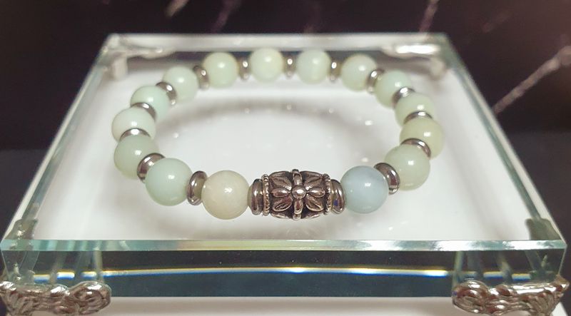 🤩 Très beau bracelet extensible T.standard 18cm (Personnalisable) Perles en véritable AMAZONITE Symbole de 🙏 RÉCONFORT/APAISEMENT/CRÉATIVITÉ 🙏 collier assorti disponible réf:2157 (voir photo)