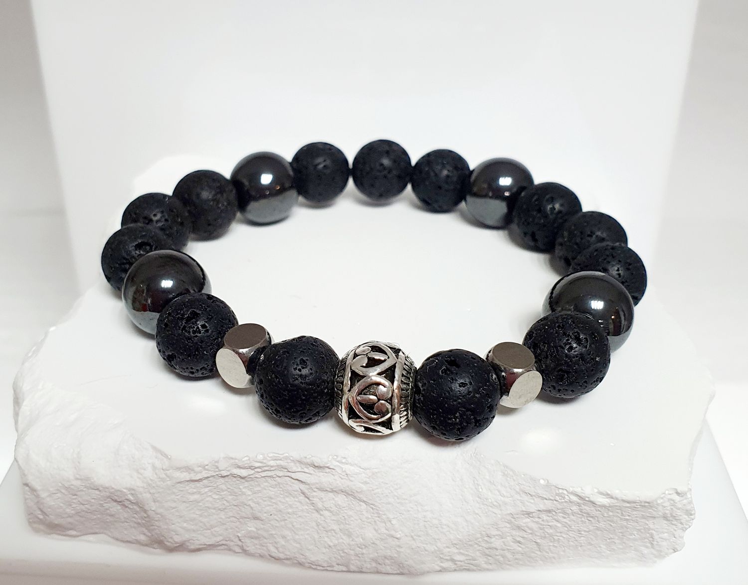 ⚫️ Bracelet JUMBO HOMME/MIXTE Extensible TAILLE:XL 20cm (Personnalisable) Perles 12mm en HÉMATITE et PIERRE DE LAVE 10mm 🙏FORCE/COURAGE/RENFORCE L&#39;ÉNERGIE POSITIVE 🙏 Fait main.