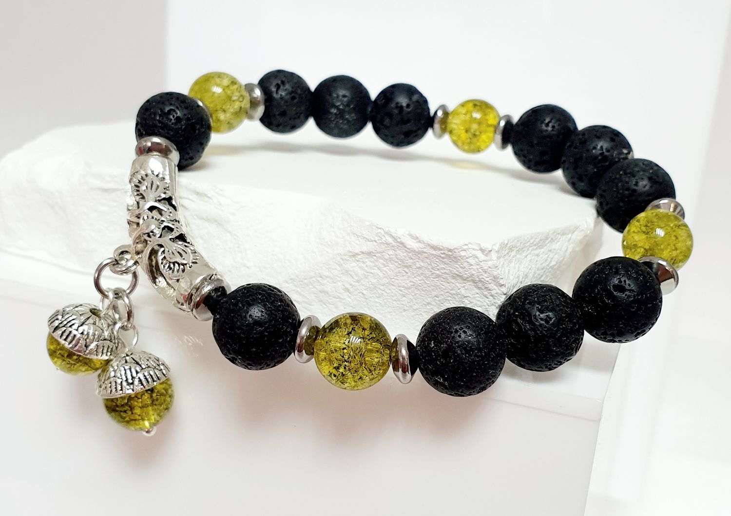 💚🖤 Superbe bracelet  extensible MIXTE TAILLE:XL 20cm (Personnalisable) Perles 10mm en PIERRE DE LAVE et 8mm en OLIVINE DES CANARIES 🙏 ANTI-STRESS/SOUTIEN/PROTECTION 🙏 Fait main.