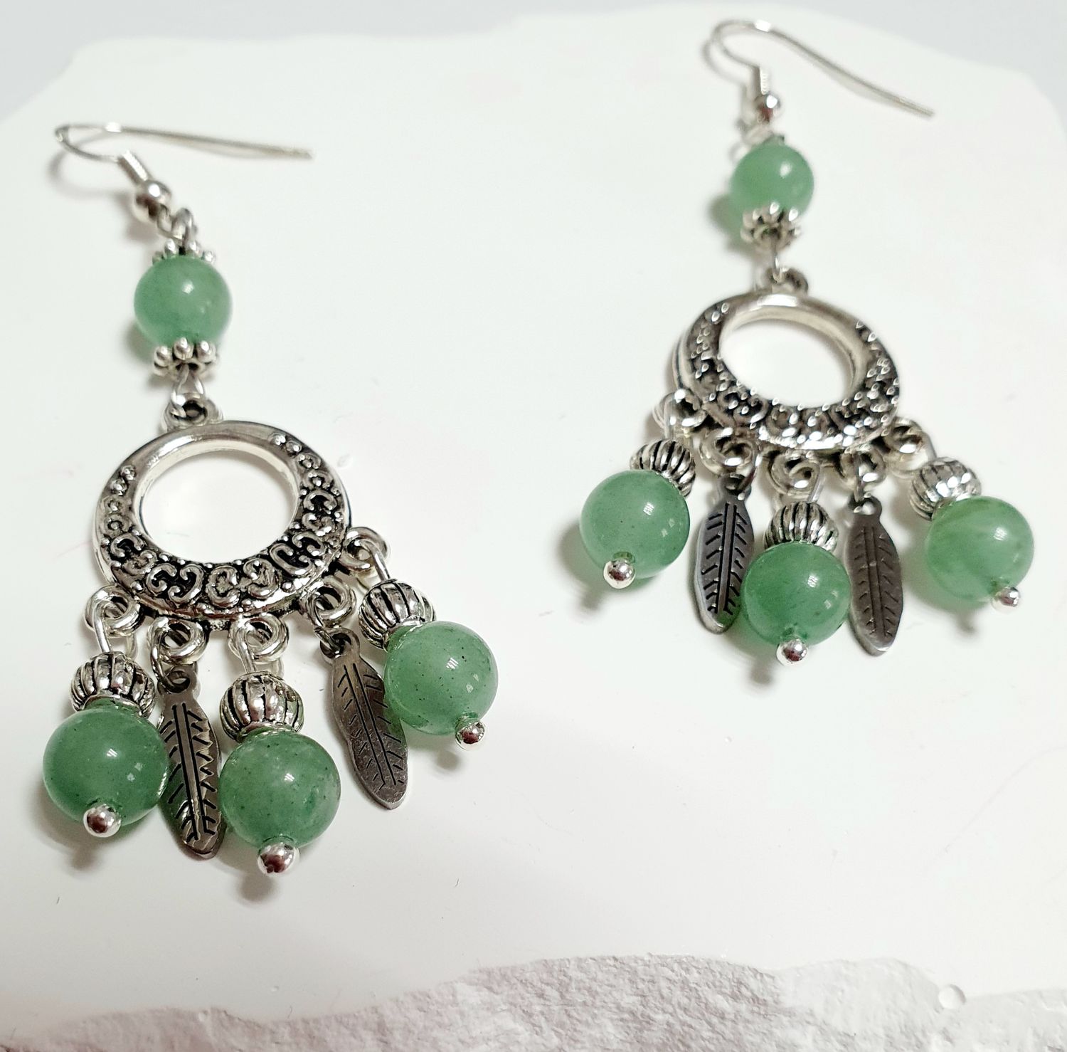 💚 Boucles d&#39;oreilles Attrape-rêves en acier inoxydable. Perles 6mm en véritable Aventurine verte de haute qualité 🙏 ANTI-STRESS/ÉQUILIBRE/CONFIANCE EN SOI 🙏 Création artisanale. Modèle unique.