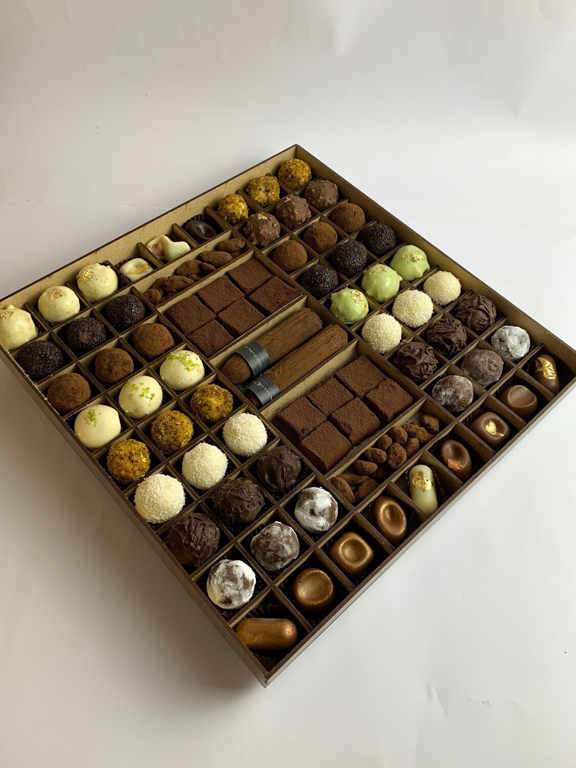 The essential assorted chocolate coffret