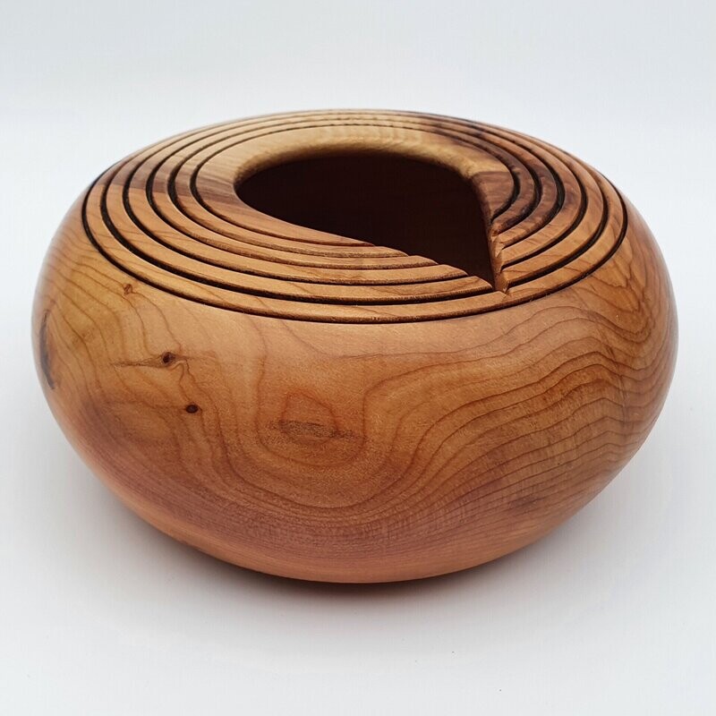 Yew Cute Hollow Form