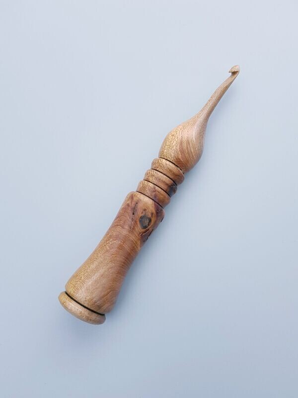 5.25mm Crochet Hook in Elm