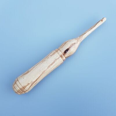 5mm Crochet Hook in Spalted Beech