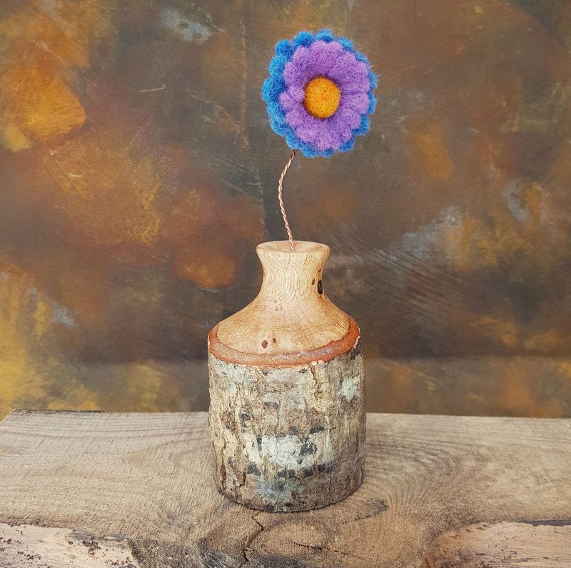 Live Edge Oak Twig Pot