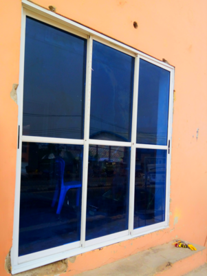 Sliding Door