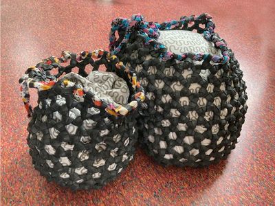 Großes Netz, recyceld aus Fahrradschlauch Großes Netz, recyceld aus Fahrradschlauch