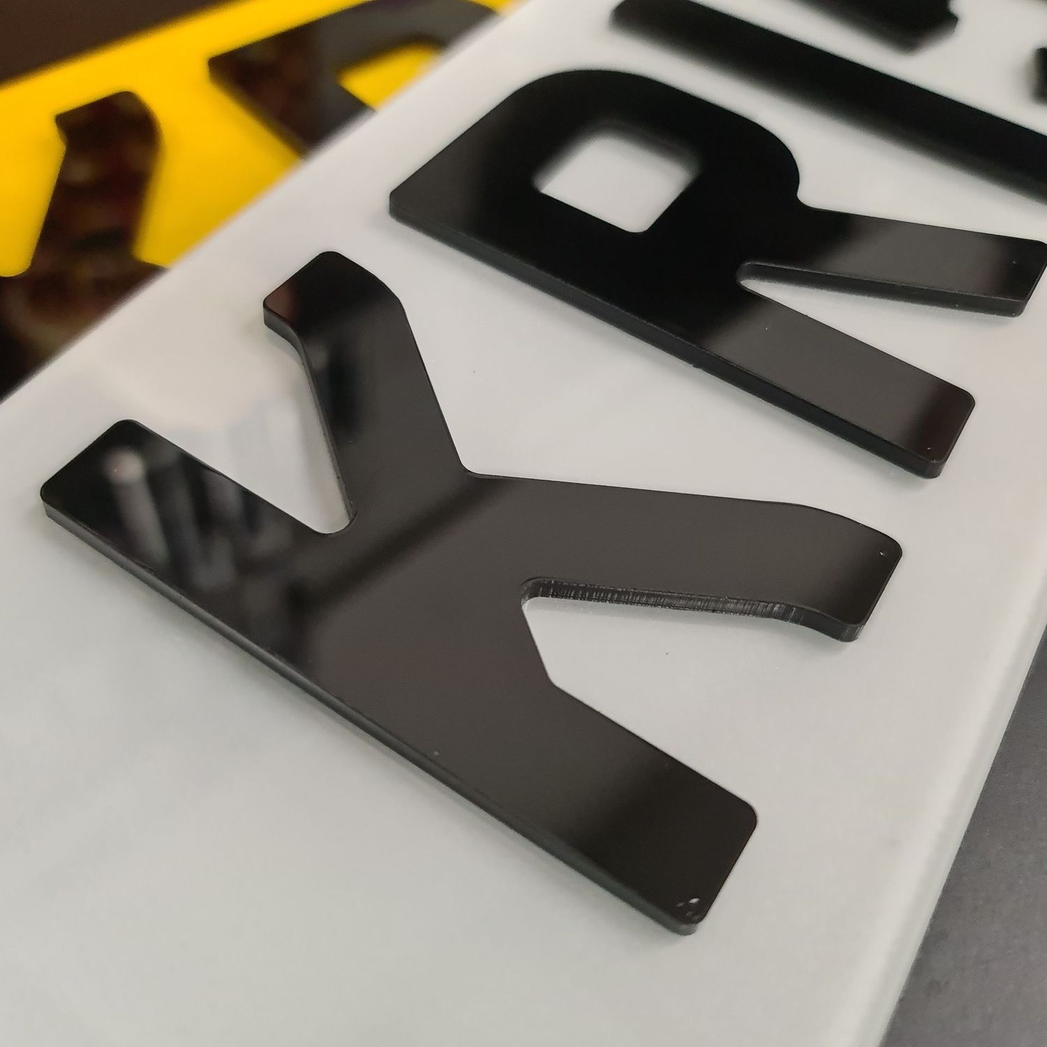 4d rounded number plates