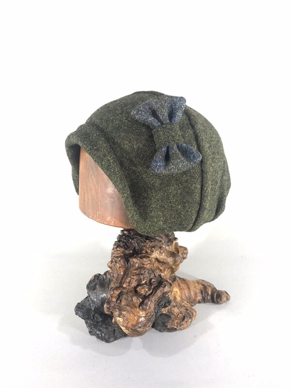 Harris Tweed Celtic Gypsy (with bow)