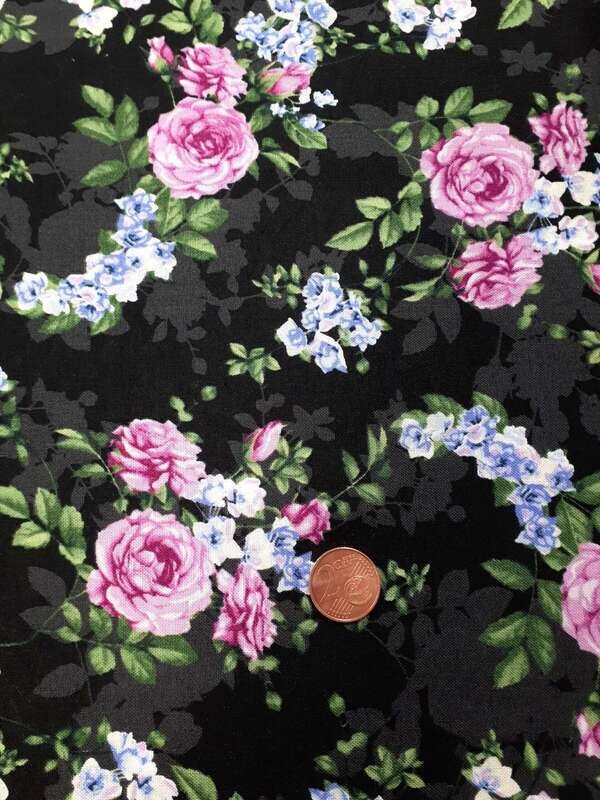 Tela Americana negra con flores