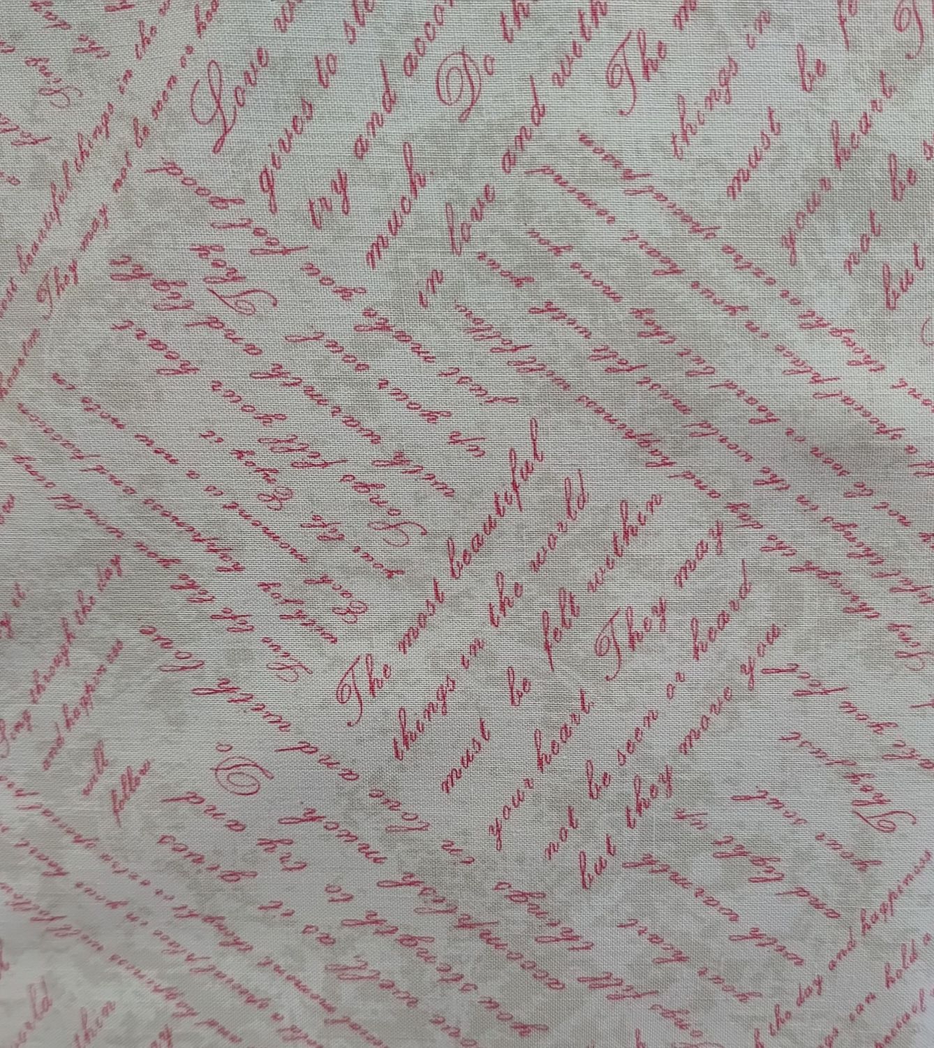 Tela de letras rosas