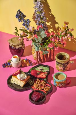 Eggs &amp; Bacon &amp; Friends