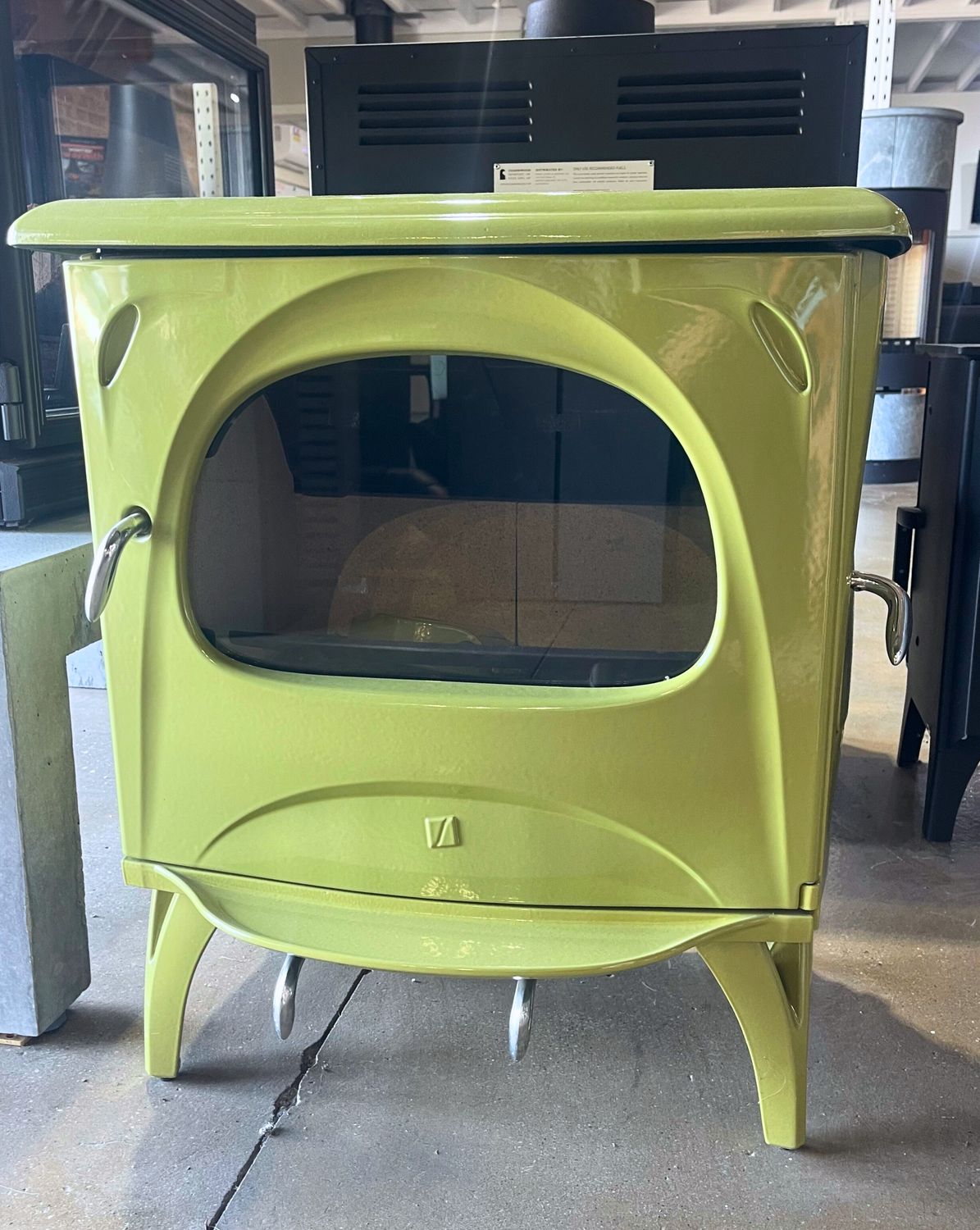 Aurore Green Enamel -FLOOR MODEL