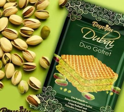 DUBAI PISTACHIOS WAFER x24