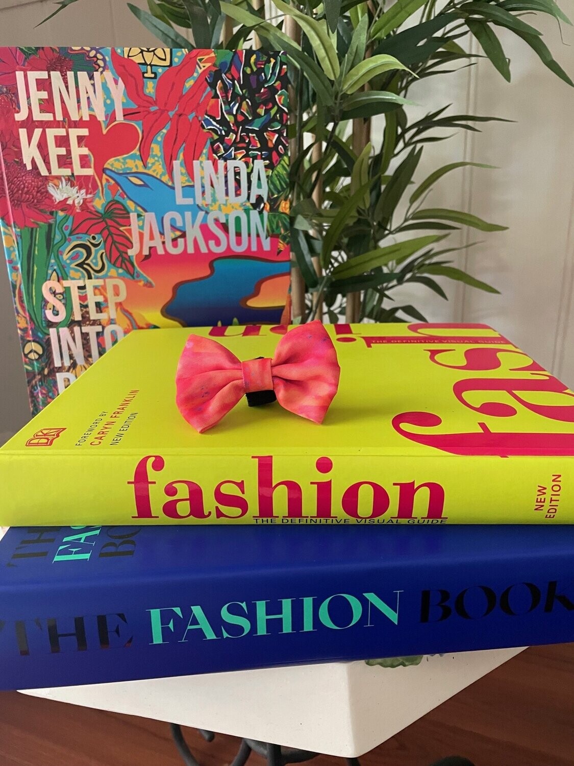 "Fuchsia Rouge" Bow tie