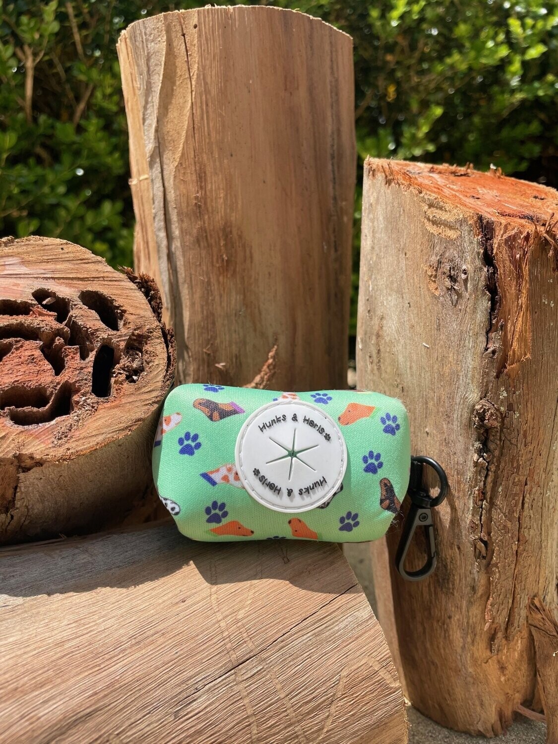 "Thumb dogs" Poop bag