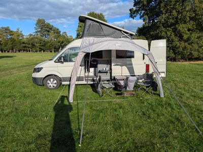 VW Crafter CR35 Trendline MWB 6 Berth Campervan – Ascot Grey