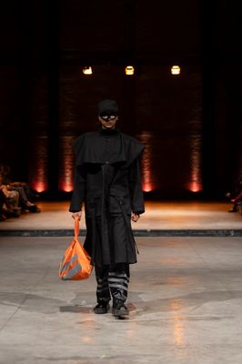 Over-Rain Coat All Black.