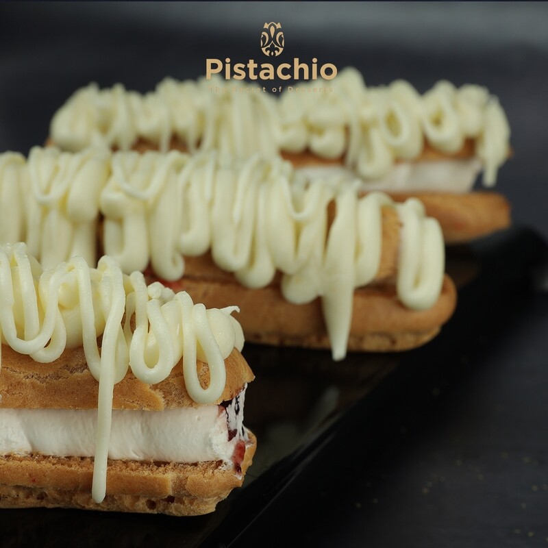 White Chocolate Berry Éclair