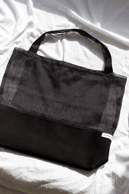 Large Tote Bag
Black