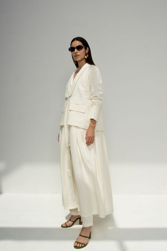 Peony Abaya
