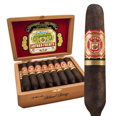Arturo Fuente Hemingway Maduro- Short Story - 4 x 49