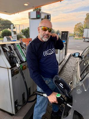 SINGLE FIST Long Sleeve Shirt