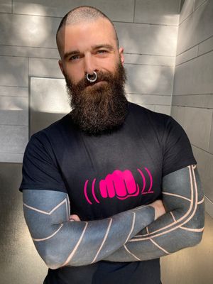 PUNCHY PINK