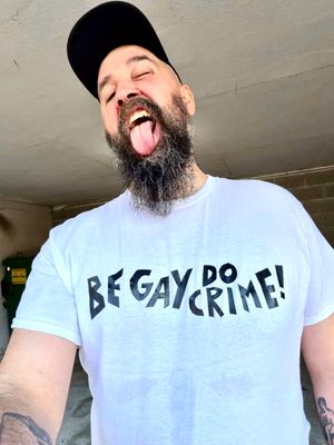 Be gay do crime