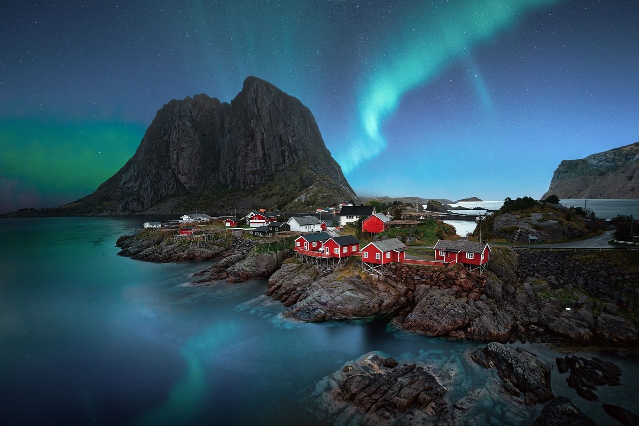 NORTHERN LIGHTS IN NORWAY pay-in-full