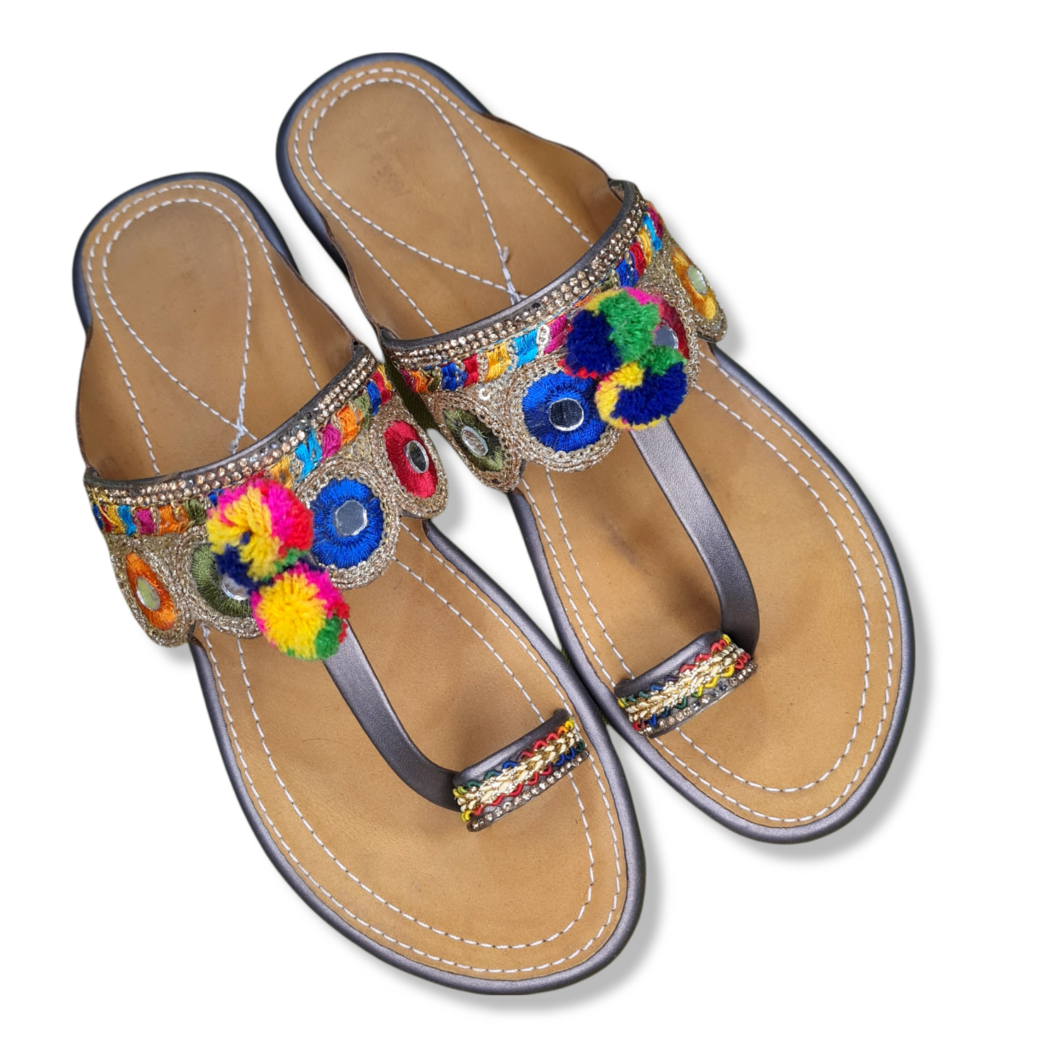 pom pom chappal