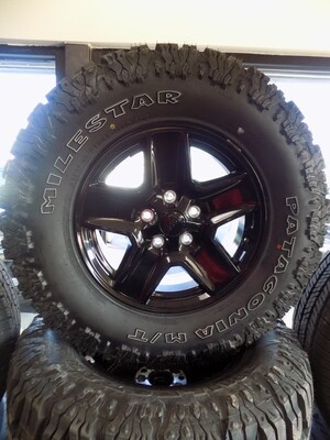 Jeep Wrangler wheel and tire set of 5