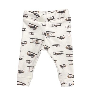 Newborn broekje airplane Newborn broekje airplane