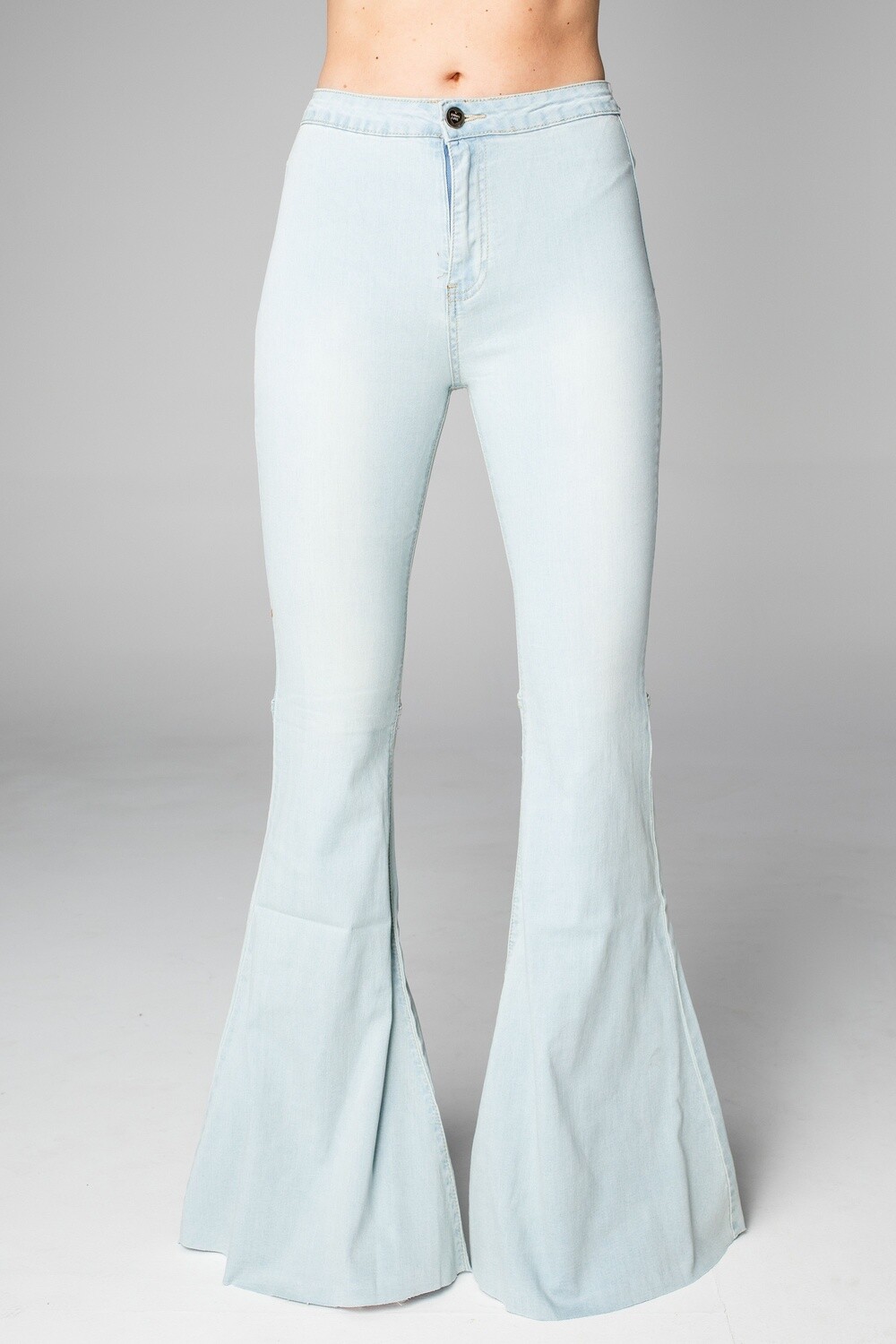 Moonshine Light Blue Jeans