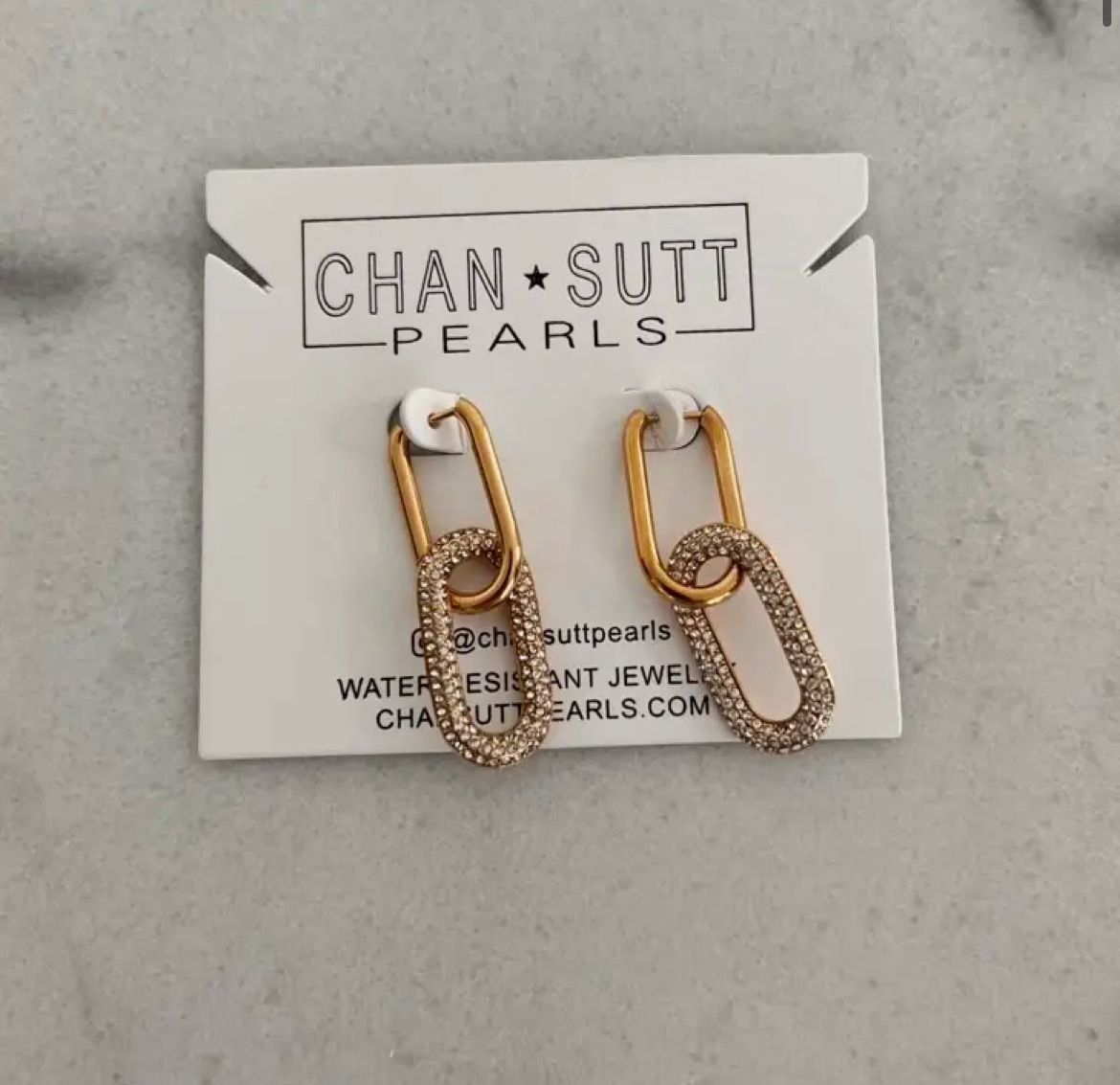 Lily Earrings