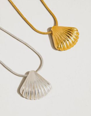 Classic Shell Necklace
