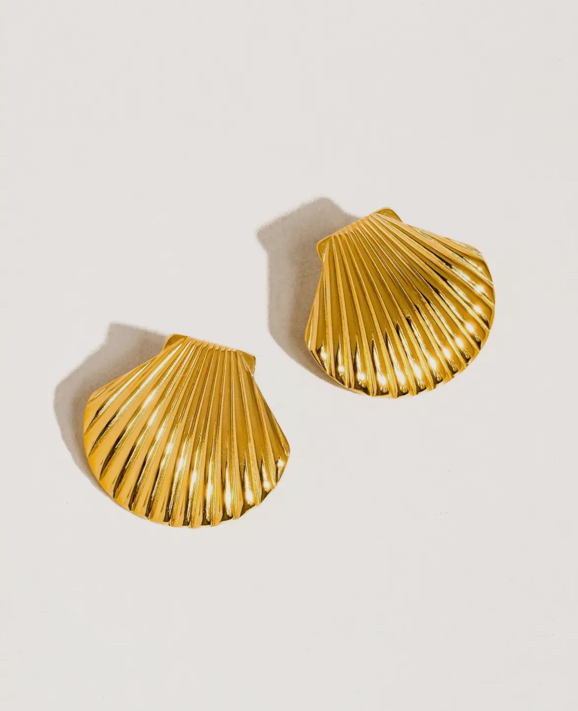 Shell Studs