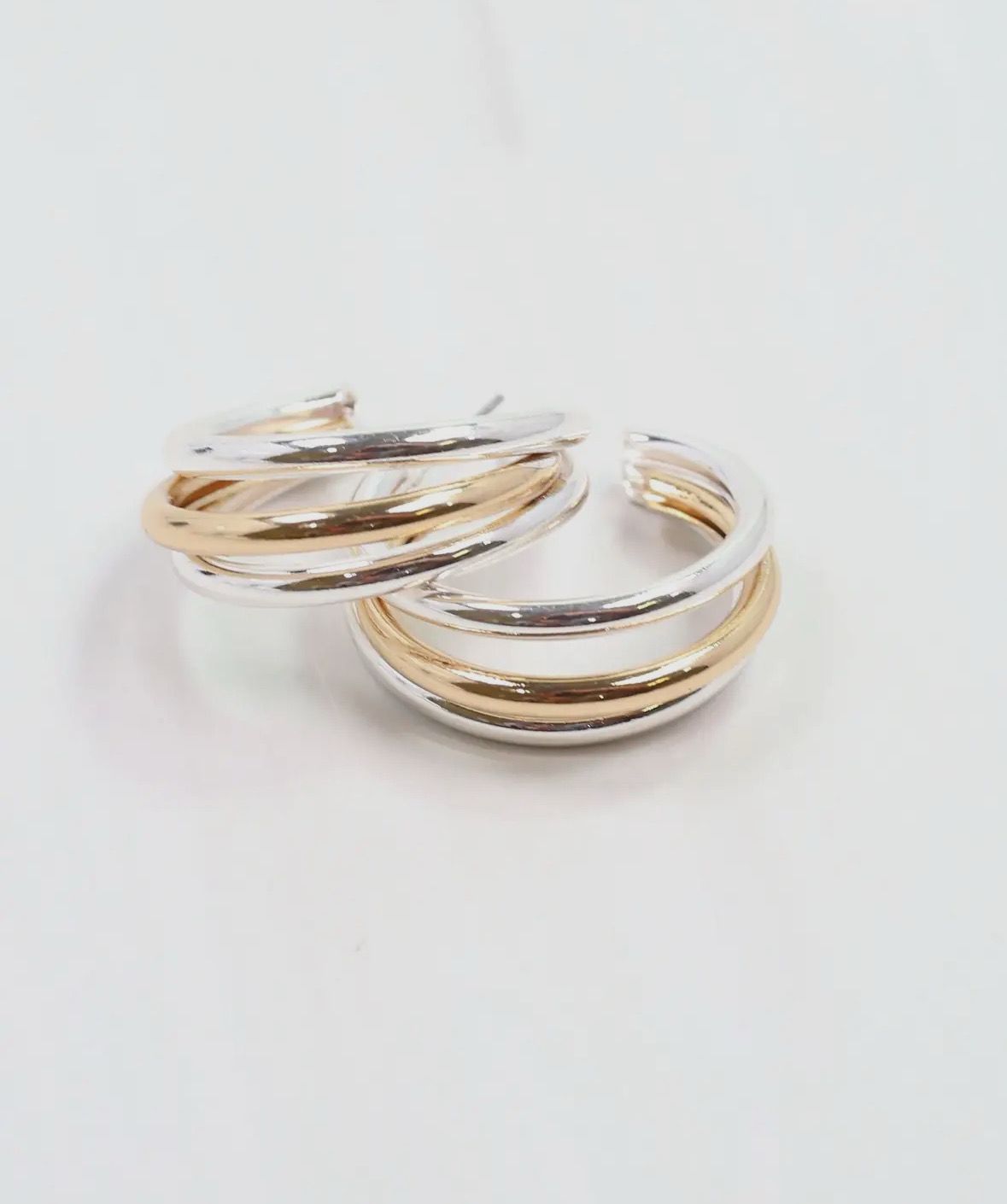 Layla Hoops