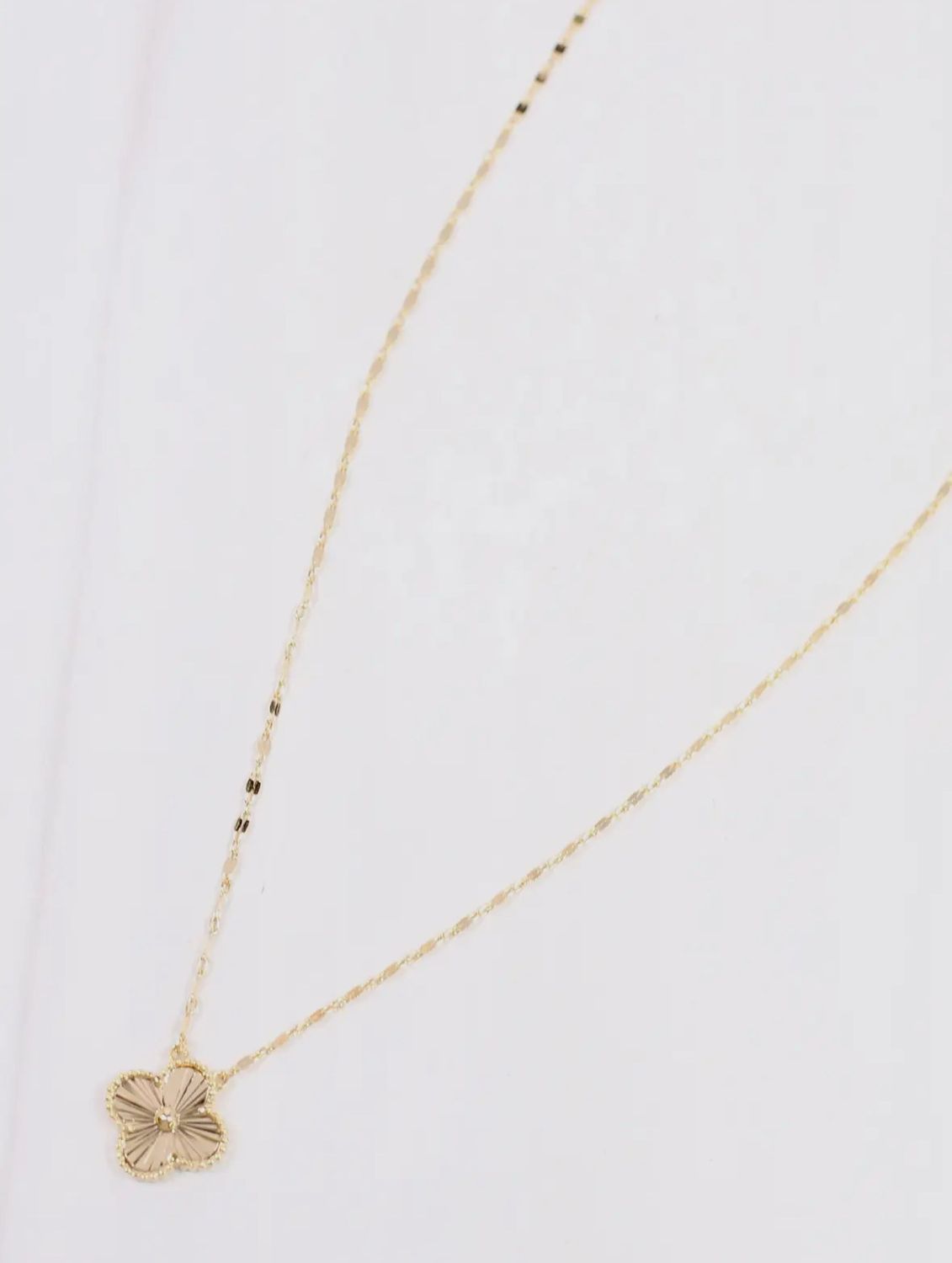 Wray Clover Necklace