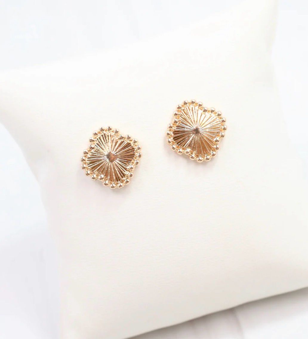 Hector Clover Studs
