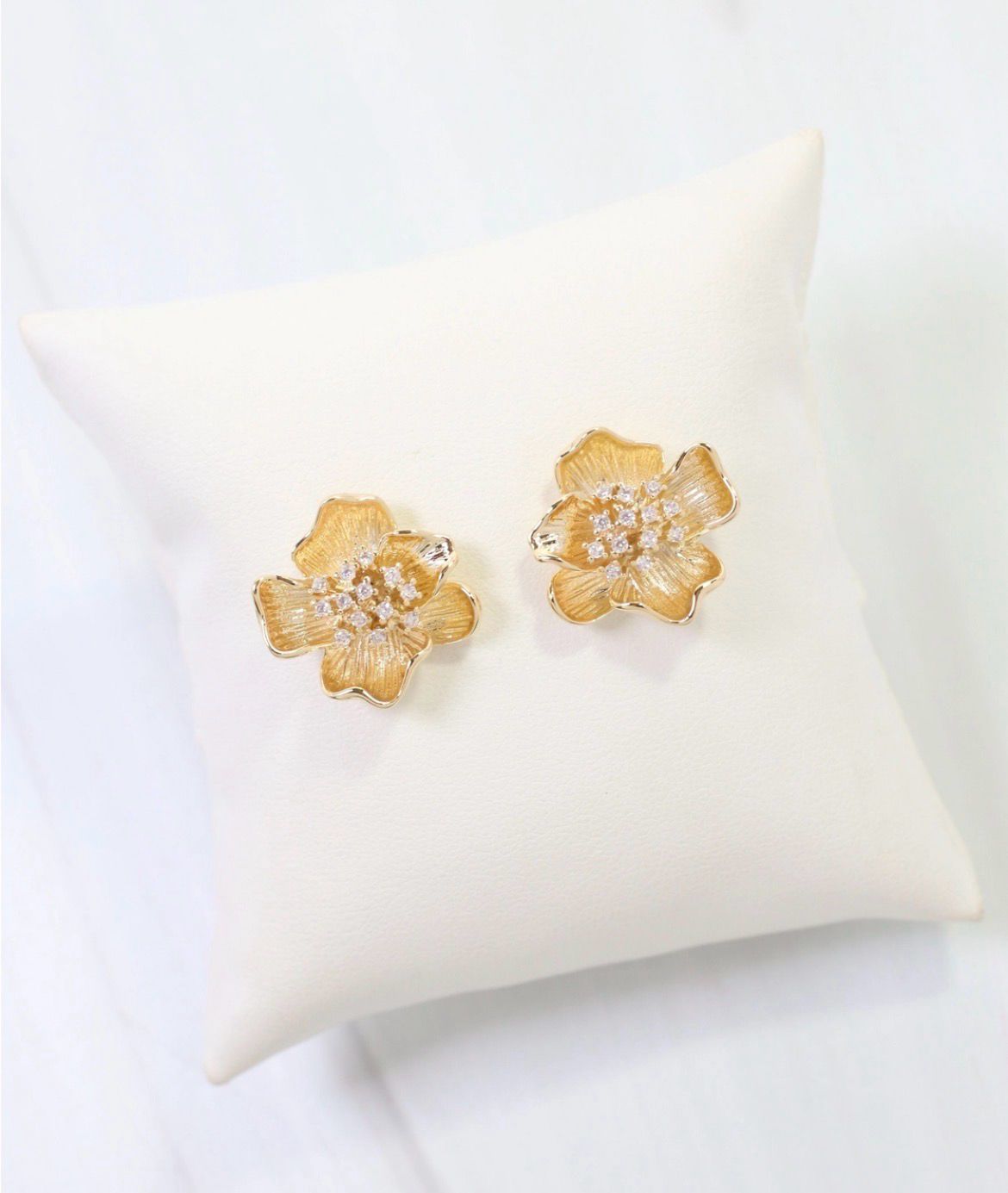 Monett Flower Earrings