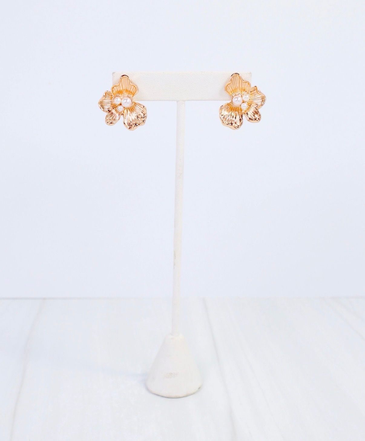 Alice Flower Earrings